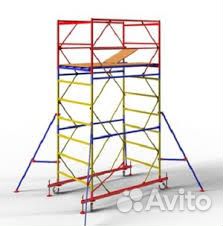 Тура. Строительная вышка. Леса