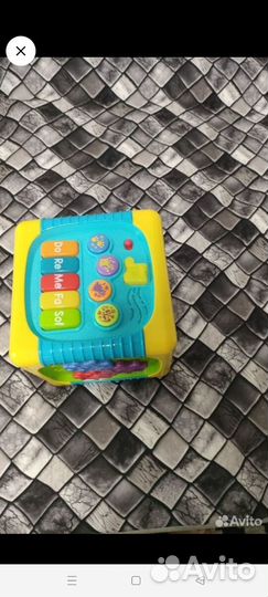Развивающие игрушки пакетом