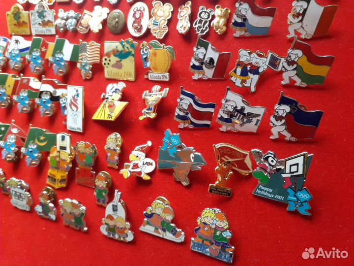 Набор Олимпийских значков. Талисманы. 105 знаков