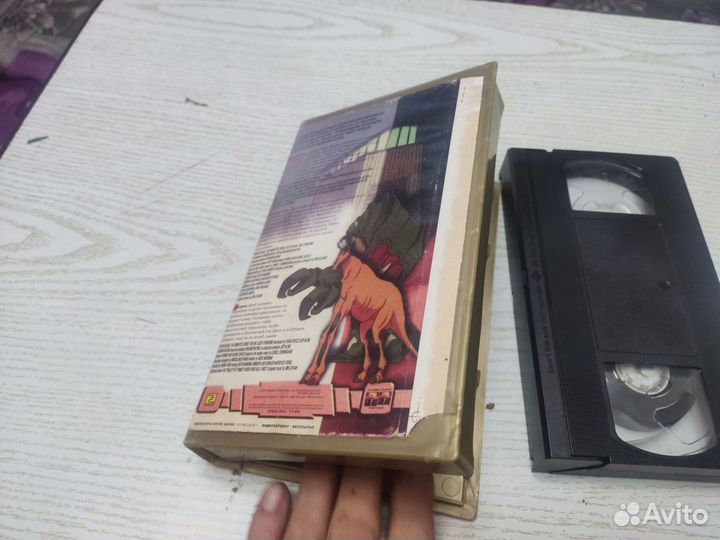 Видеокассета VHS люди в черном