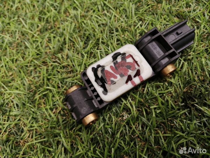 Датчик airbag Audi A4 B7