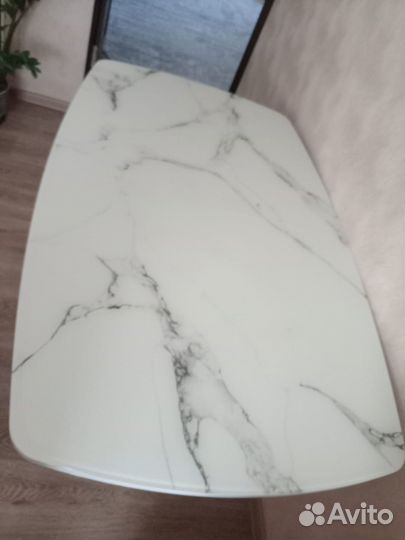 Кухонный стол