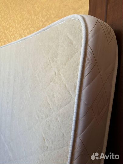 Матрас 160х200 бу