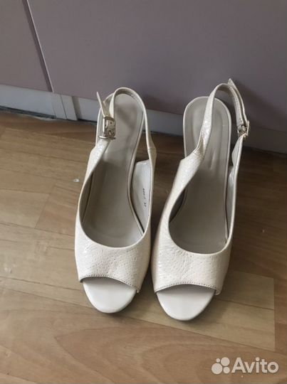 Туфли женские