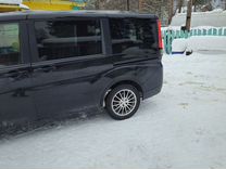 Honda Stepwgn 1.5 CVT, 2020, 132 500 км, с пробегом, цена 2 470 000 руб.