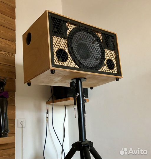 Портативная колонка. jbl partybox 310 курит