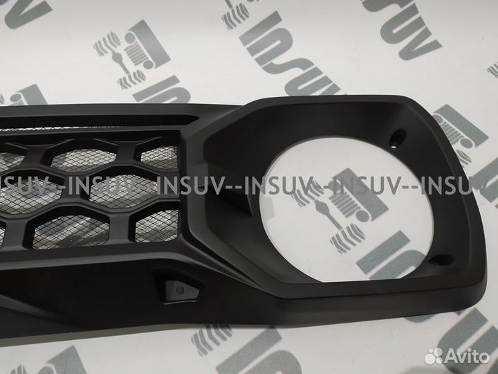 Решетка радиатора Нива 