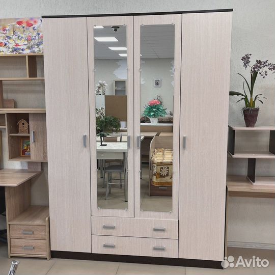 Шкаф для одежды