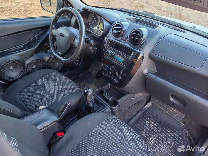 LADA Granta 1.6 МТ, 2016, 166 000 км