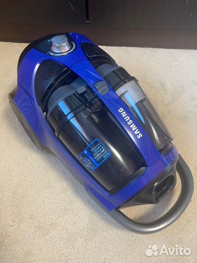 Пылесос безмешковый Самсунг 2200W