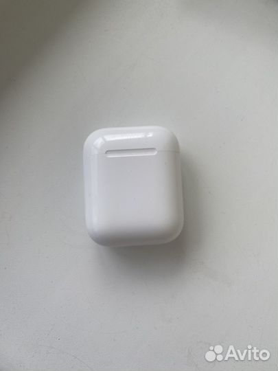 Беспроводные наушники apple airpods