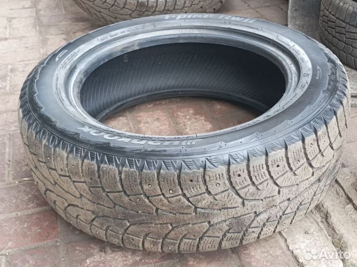 Hankook AH22 215/60 R17 T