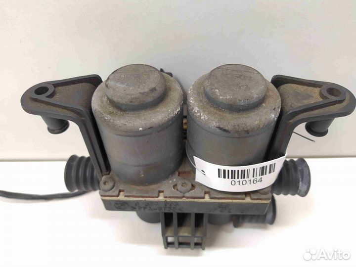 Кран отопителя (печки) BMW X5 E53 2001 64128374995