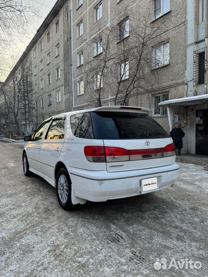 Toyota Vista Ardeo 2.0 AT, 1998, 190 000 км