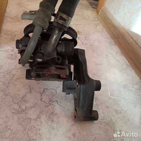 Насос гур мазда