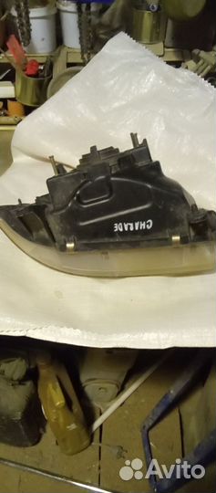 Фара передняя левая на Дайхатсу