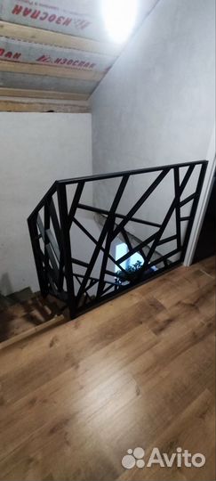 Металлические перила