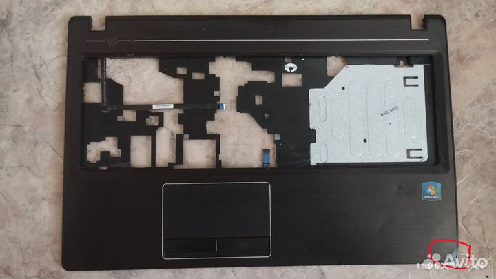 Части корпуса ноутбука Lenovo G580