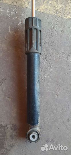 Амортизатор shkoda