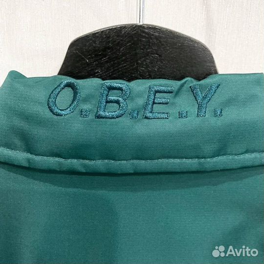 Бомбер Obey