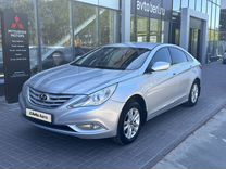 Hyundai Sonata 2.0 AT, 2010, 233 000 км, с пробегом, цена 888 000 руб.