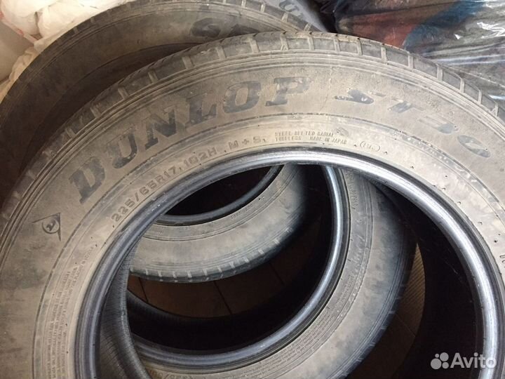 Dunlop Grandtrek ST30 225/65 R17 102H