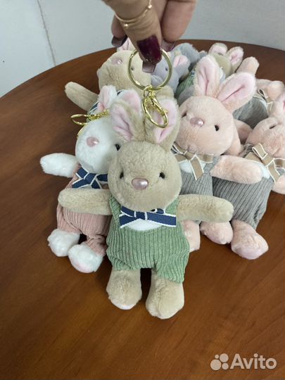 Мягкая игрушка брелок зайчик