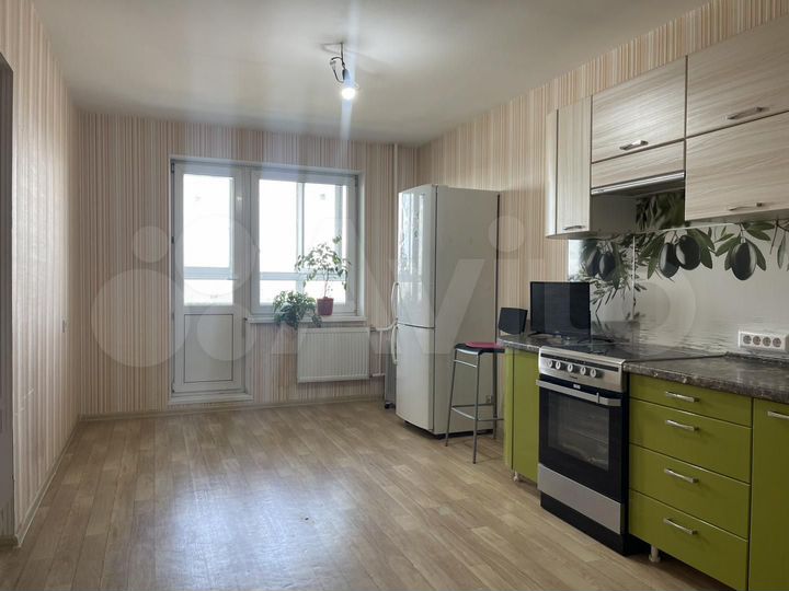 3-к. квартира, 66 м², 17/17 эт.