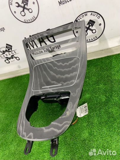 Консоль центральная передний Mercedes-Benz Cls 257