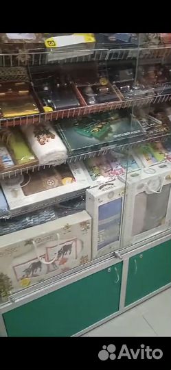 Продам стеллажи