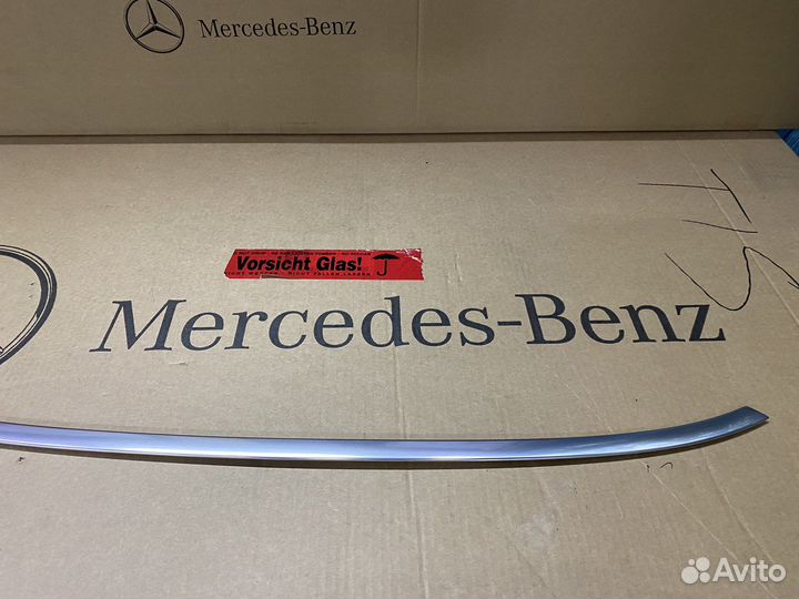 Молдинг рамки двери левой Mercedes X167 V167