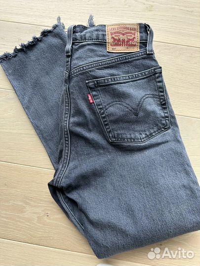 Джинсы Levis 501