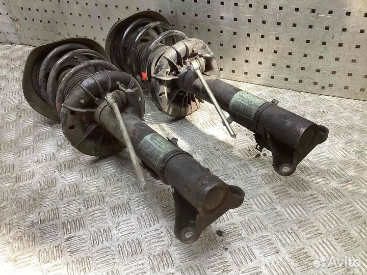 Амортизатор/стойка передняя правая Mercedes-Benz C-Class