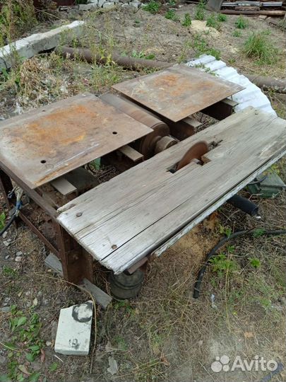 Станок деревообрабатывающий