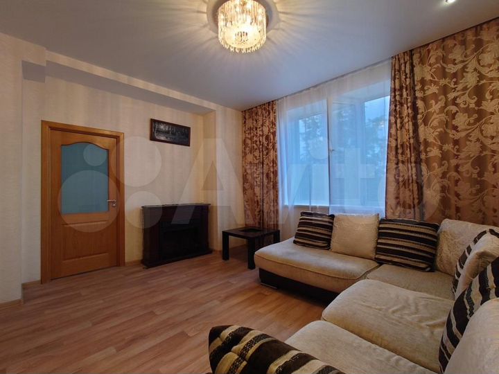 4-к. квартира, 86 м², 3/5 эт.