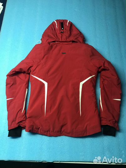 Женская горнолыжная куртка