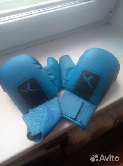 Перчатки для единоборств