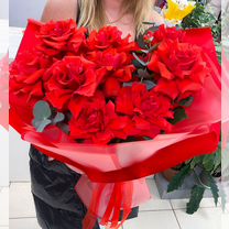 Шикарный букет из красных роз доставкой по Гайве, Пермь