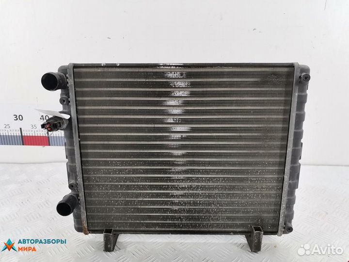 Радиатор (основной) Volkswagen Polo 3 2000