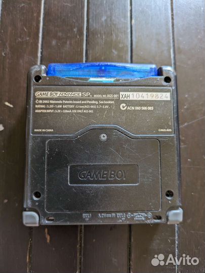Game Boy Advance SP + зарядка + картриджи + чехол