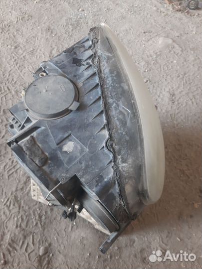 Фара правая на touareg
