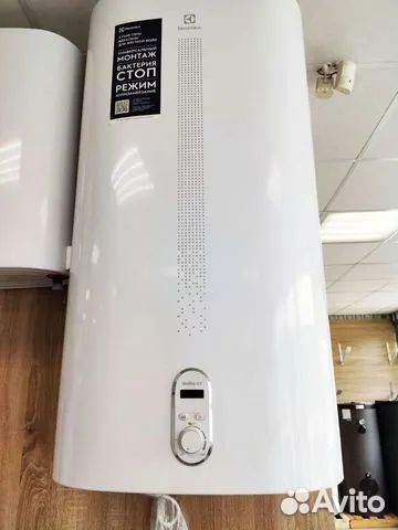 Водонагреватель Electrolux EWH 100 Gladius 2.0