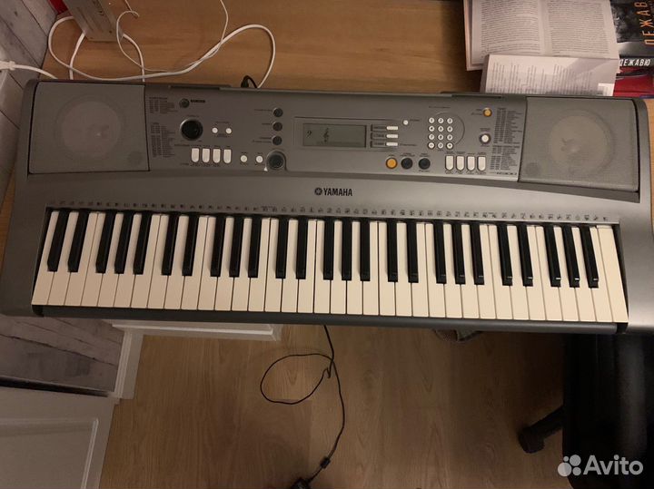 Синтезатор yamaha psr r300