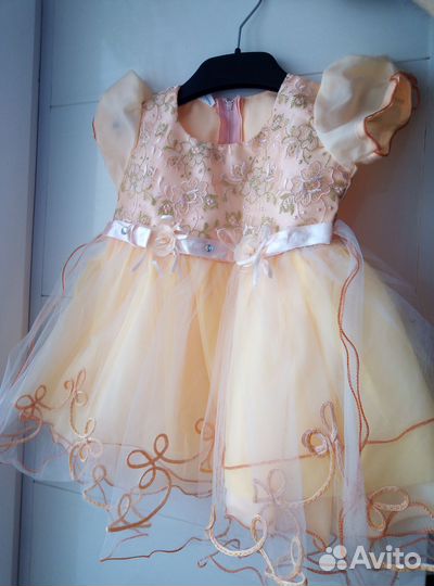 Нарядные платья на девочку 1,5-3года