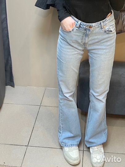 Джинсы
