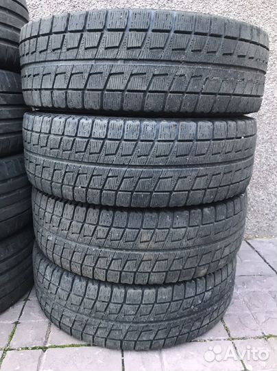 Bridgestone Blizzak Revo2 205/70 R15