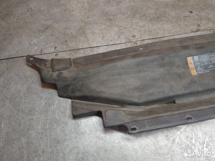 Планка под капот Ford Fusion (North America) II (2012—2016) M93NCY