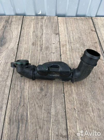 Патрубок интеркулера Ford Focus 2 1.6 2009