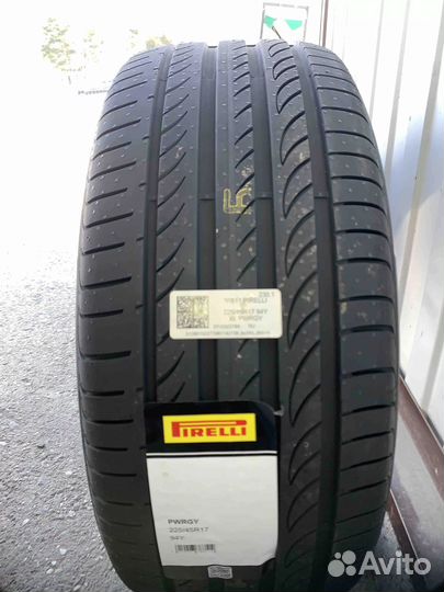 Pirelli Powergy 255/35 R19 96Y