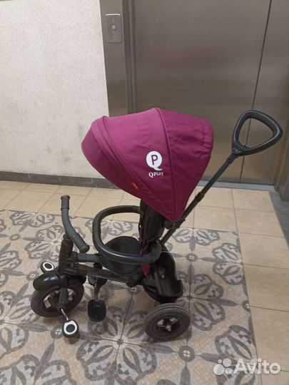 Трехколесный велосипед с ручкой